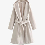 Casaco Sobretudo com Capuz e Amarração