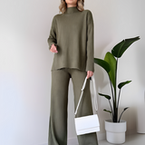 Conjunto de Tricô Canelado com Suéter Mullet Gola Alta e Calça Pantalona