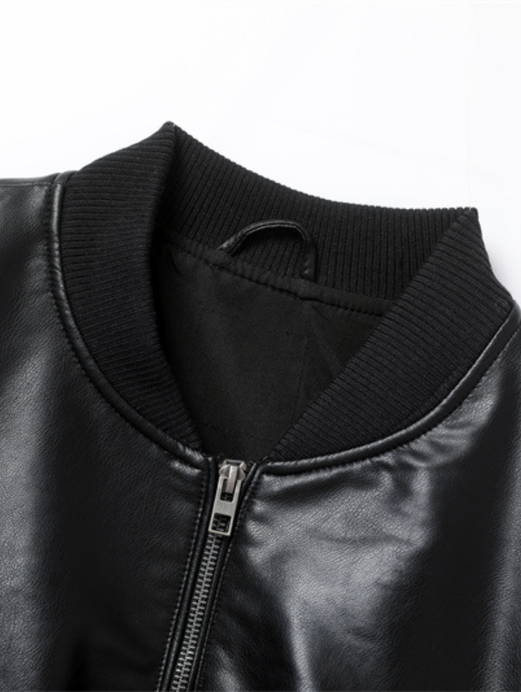 Jaqueta Bomber de Couro Sintético