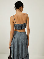 Vestido Longo com Estampa Xadrez e Recorte Bordado - Cutout