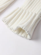 Conjunto de Tricô Canelado com Suéter de Gola Alta e Calça Flare de Cintura Alta