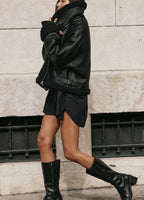 Jaqueta de Couro Forrada em Lã