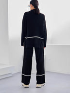 Conjunto de Tricô com Suéter Mullet Gola Alta e Calça Cintura Alta Confortável