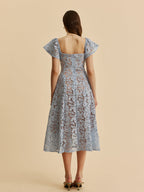 Vestido Midi de Renda com Decote em Coração