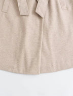 Casaco Sobretudo com Capuz e Amarração