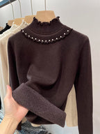 Suéter Peluciado com Detalhes em Pérolas - Pearl