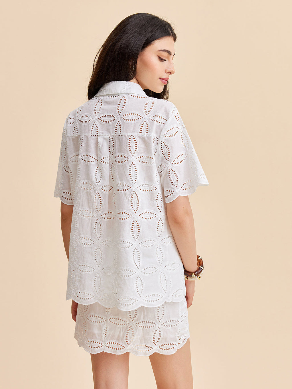 Conjunto Bordado com Ilhós de Algodão