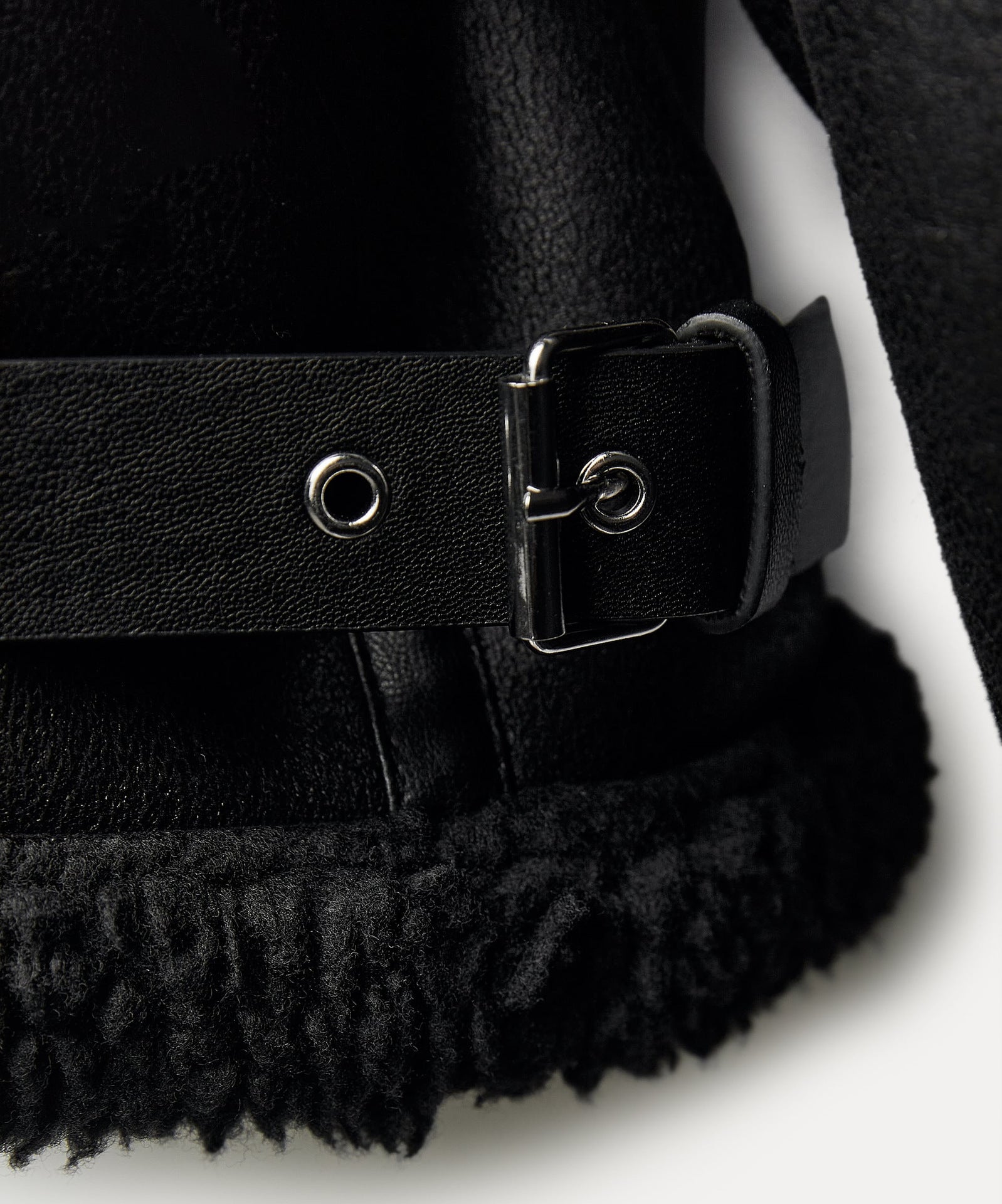 Jaqueta de Couro Forrada em Lã