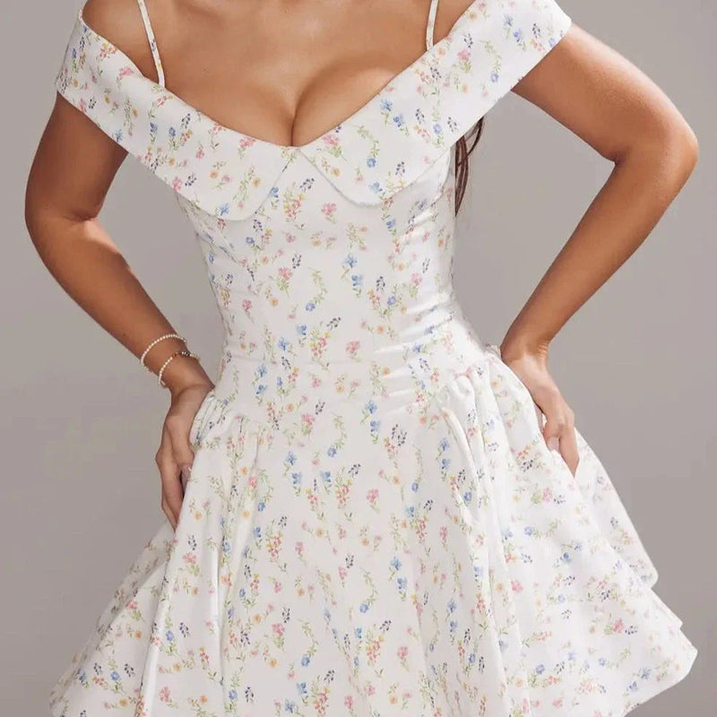 Vestido Curto Tomara que Caia - Sabrina