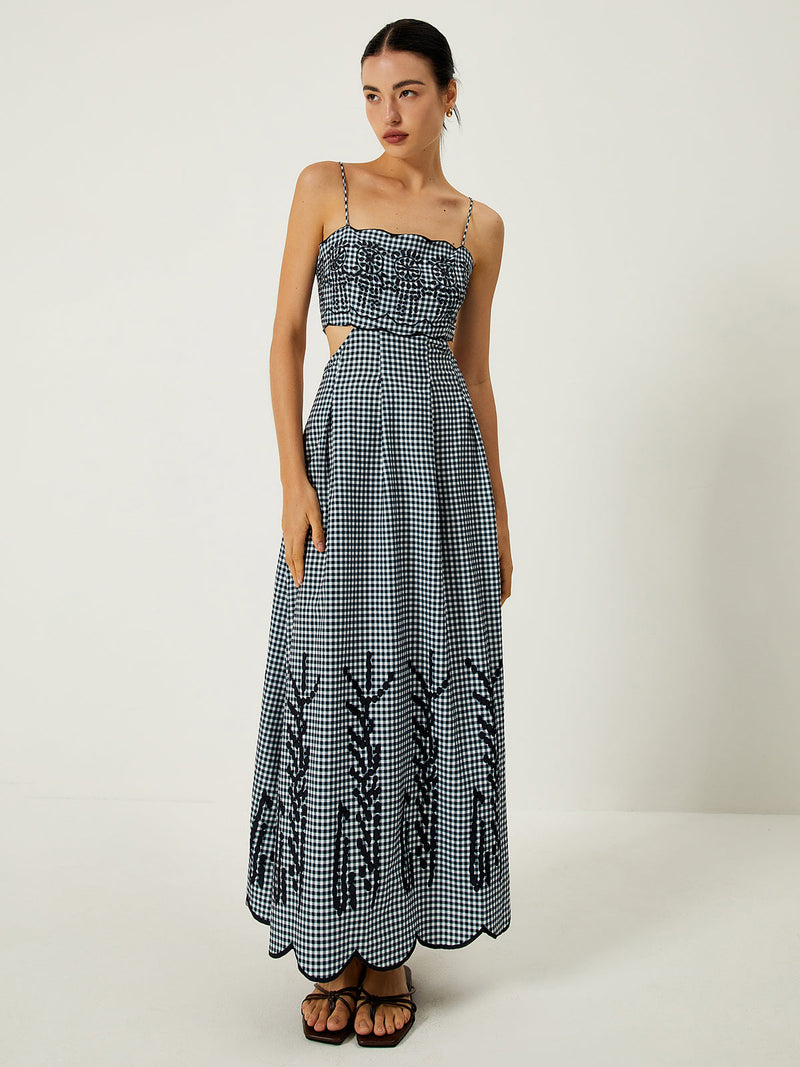 Vestido Longo com Estampa Xadrez e Recorte Bordado - Cutout