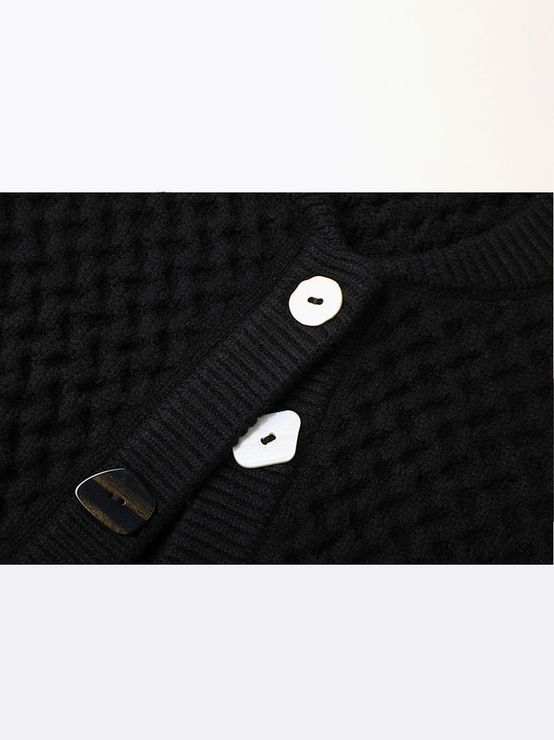 Cardigan com Botões Geometricos