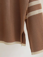 Conjunto de Tricô com Suéter de Gola Alta Listrado e Calça Confortável