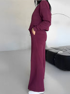 Conjunto com Jaqueta de Zíper e Calça Reta com Bolsos