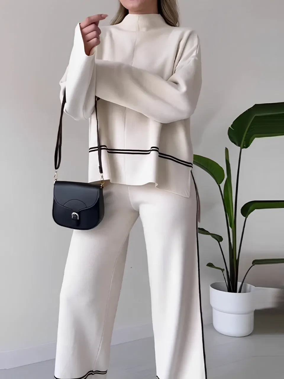 Conjunto de Tricô com Suéter Mullet Gola Alta e Calça Cintura Alta Confortável