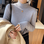 Blusa Peluciada e Canelada com Gola Alta